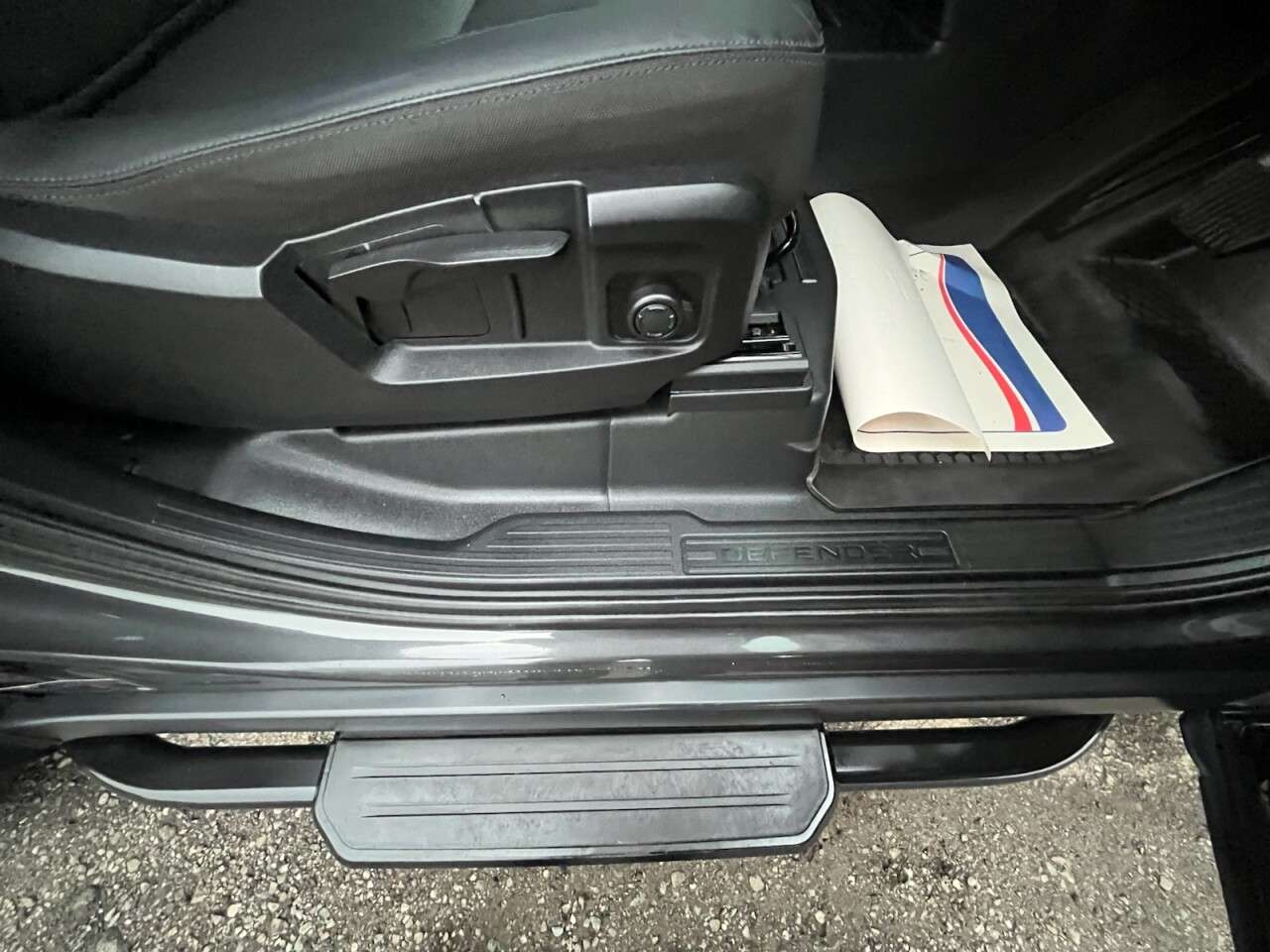 2025 LAND ROVER DEFENDER 2025 LAND ROVER DEFENDER