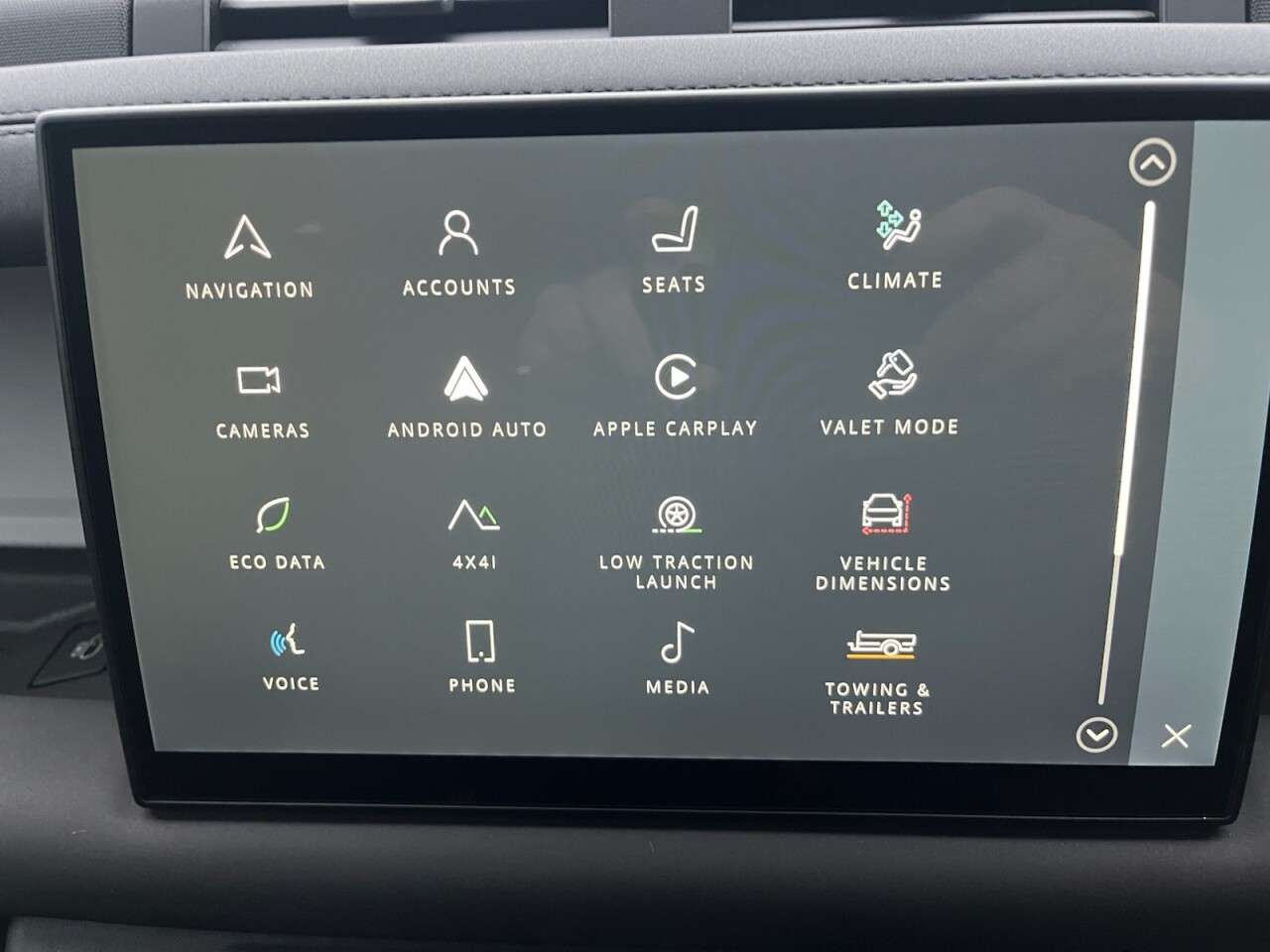 2025 LAND ROVER DEFENDER 2025 LAND ROVER DEFENDER