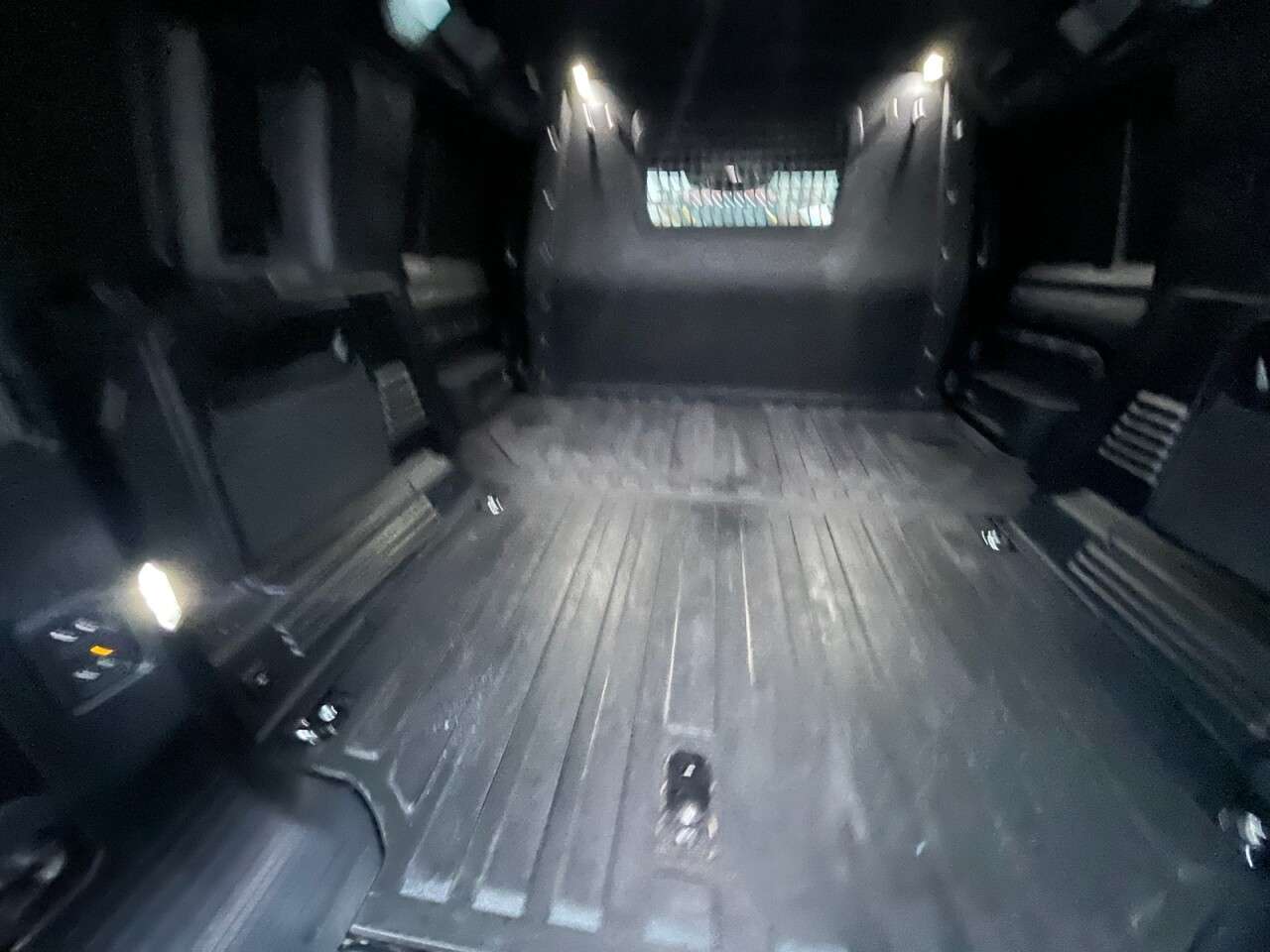 2025 LAND ROVER DEFENDER 2025 LAND ROVER DEFENDER