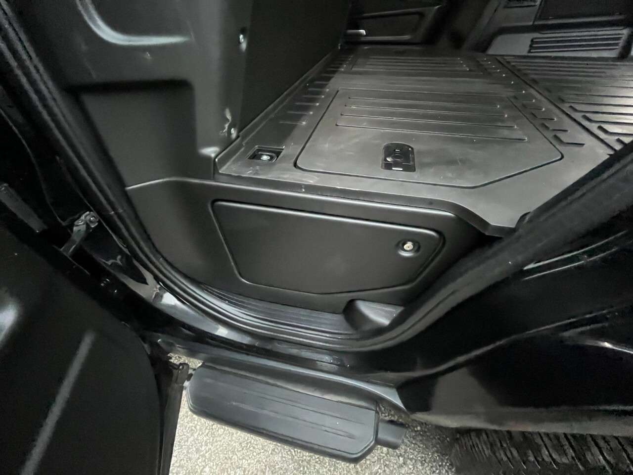 2025 LAND ROVER DEFENDER 2025 LAND ROVER DEFENDER