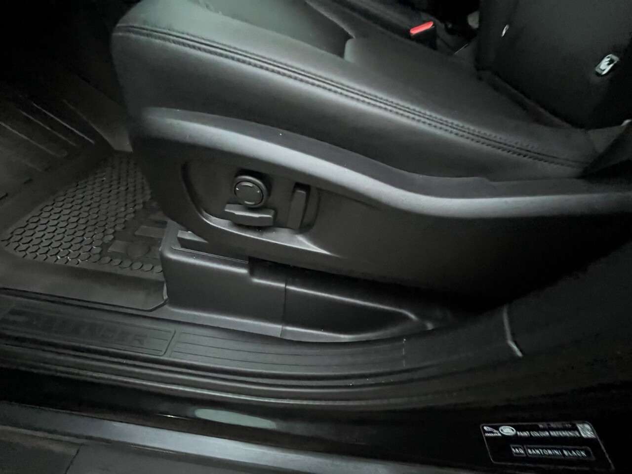 2025 LAND ROVER DEFENDER 2025 LAND ROVER DEFENDER