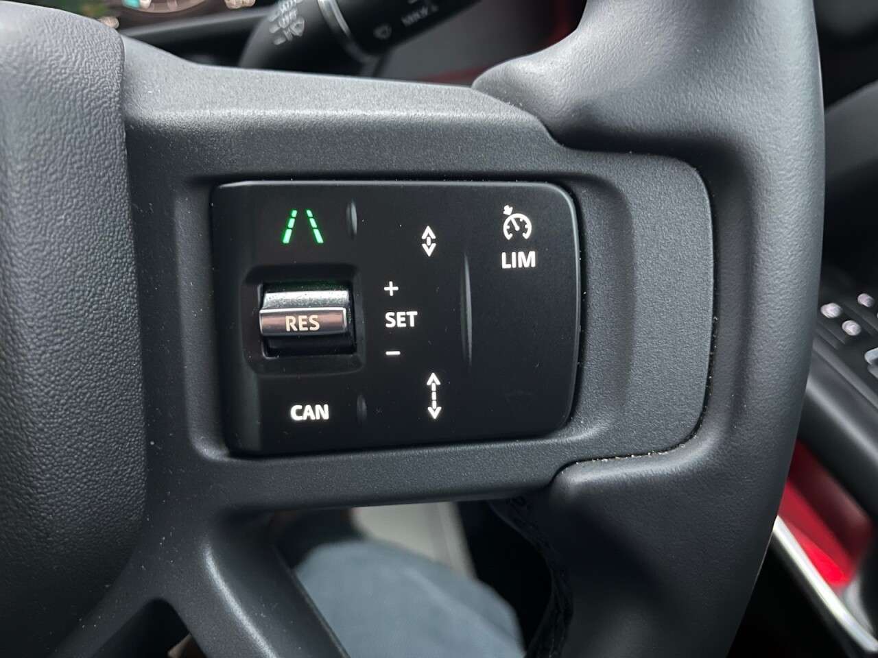 2025 LAND ROVER DEFENDER 2025 LAND ROVER DEFENDER