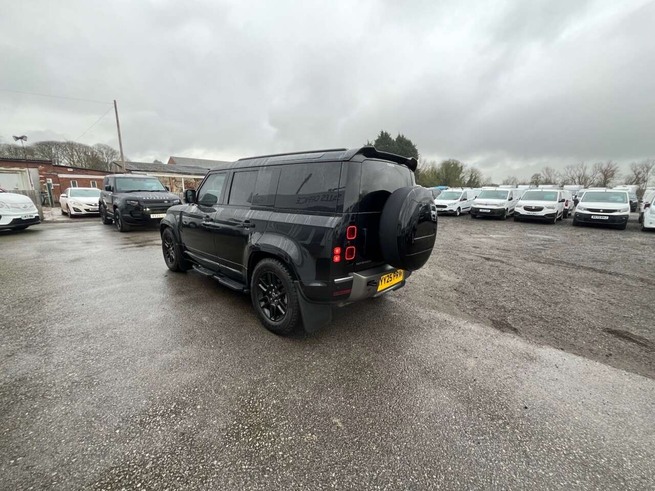 2025 LAND ROVER DEFENDER 2025 LAND ROVER DEFENDER