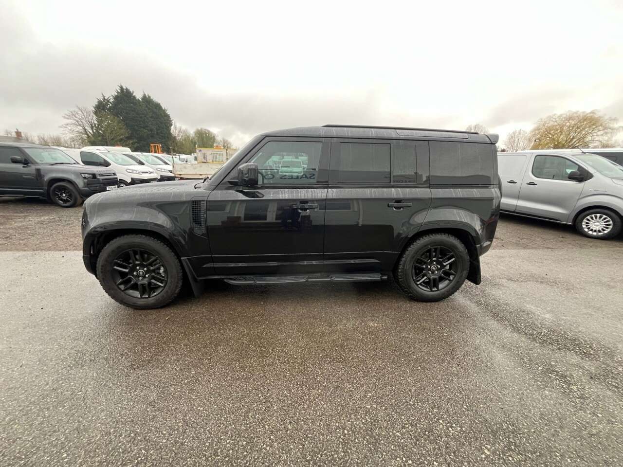 2025 LAND ROVER DEFENDER 2025 LAND ROVER DEFENDER