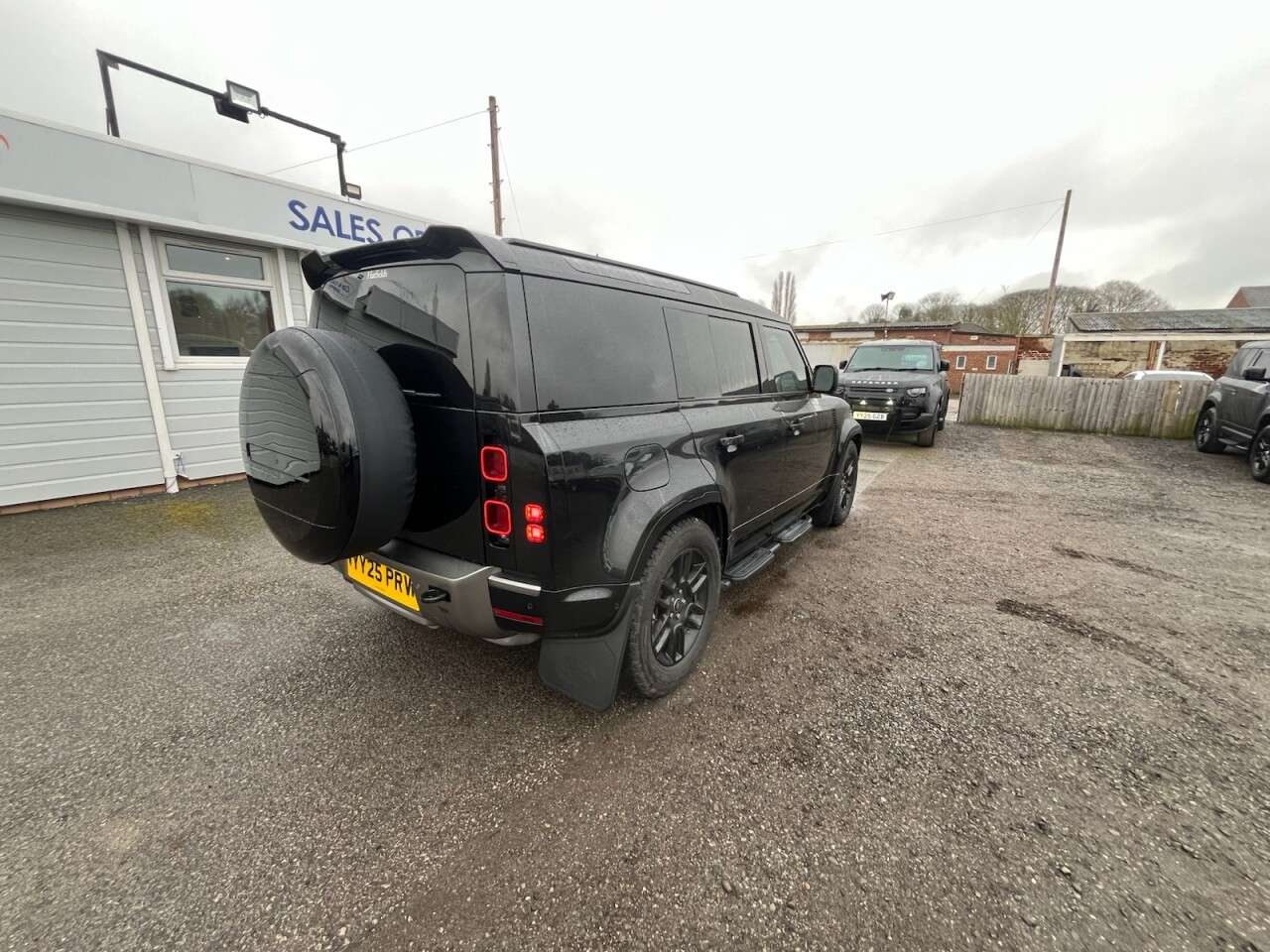 2025 LAND ROVER DEFENDER 2025 LAND ROVER DEFENDER