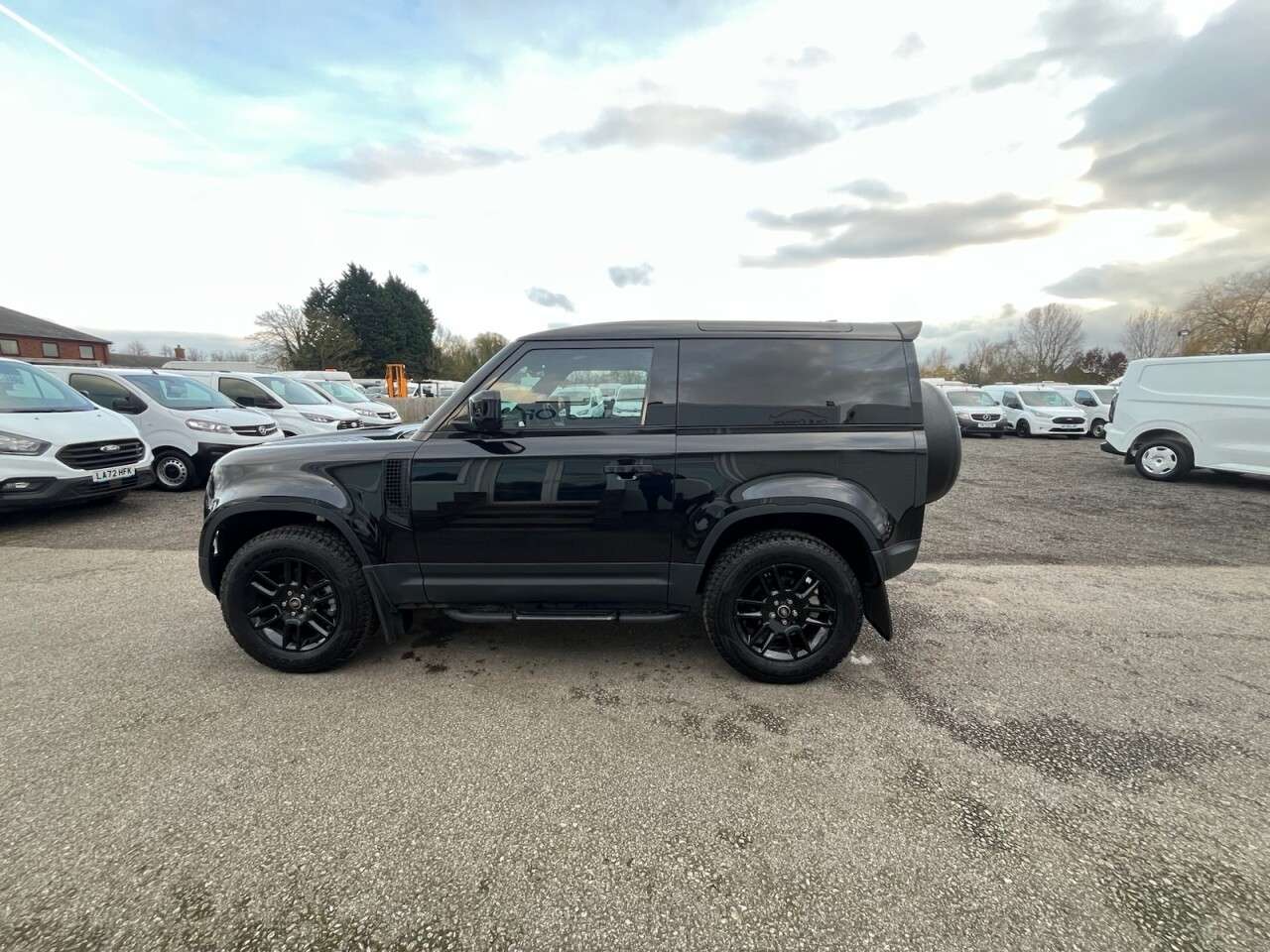 2025 LAND ROVER DEFENDER 2025 LAND ROVER DEFENDER