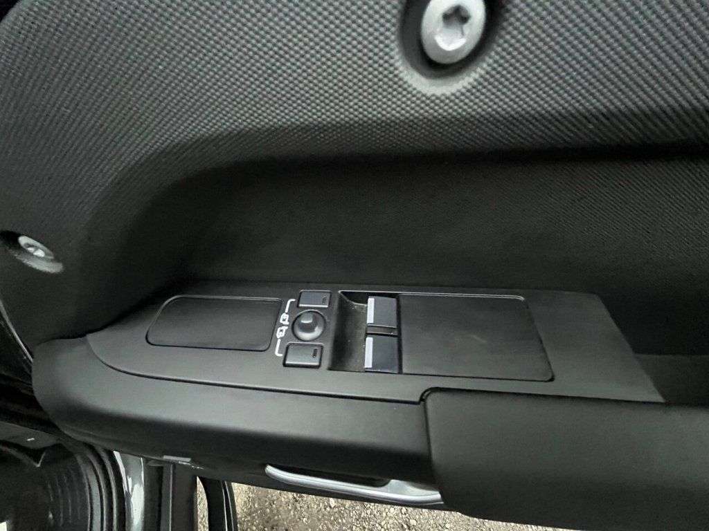 2025 LAND ROVER DEFENDER 2025 LAND ROVER DEFENDER