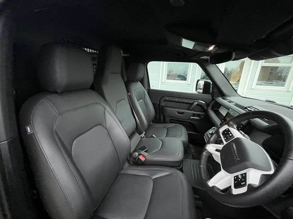 2025 LAND ROVER DEFENDER 2025 LAND ROVER DEFENDER