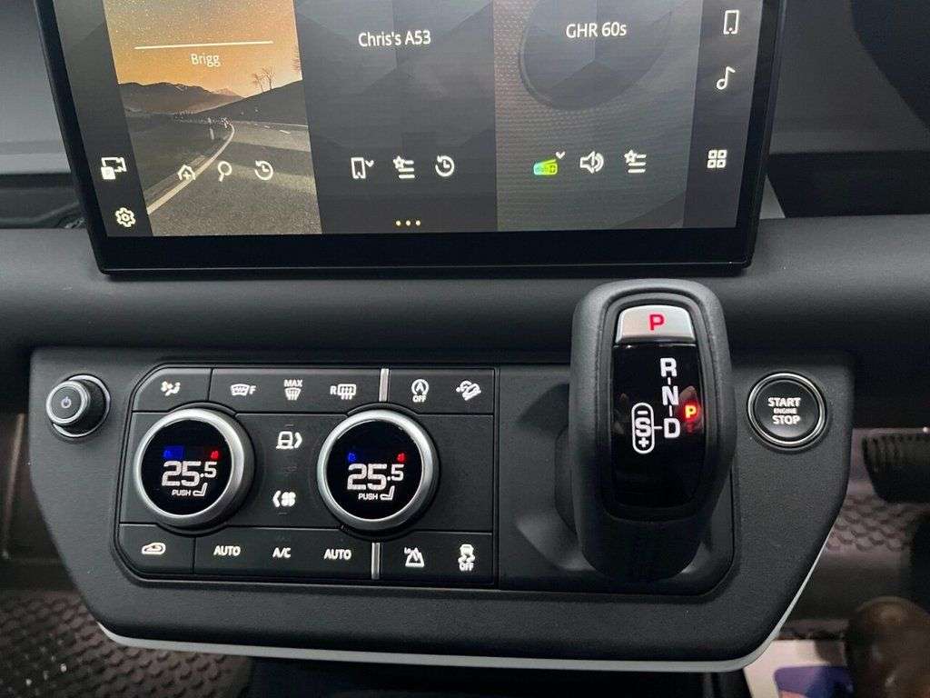 2025 LAND ROVER DEFENDER 2025 LAND ROVER DEFENDER