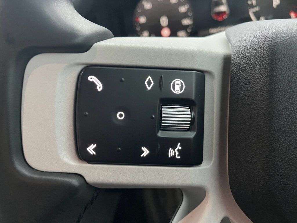 2025 LAND ROVER DEFENDER 2025 LAND ROVER DEFENDER