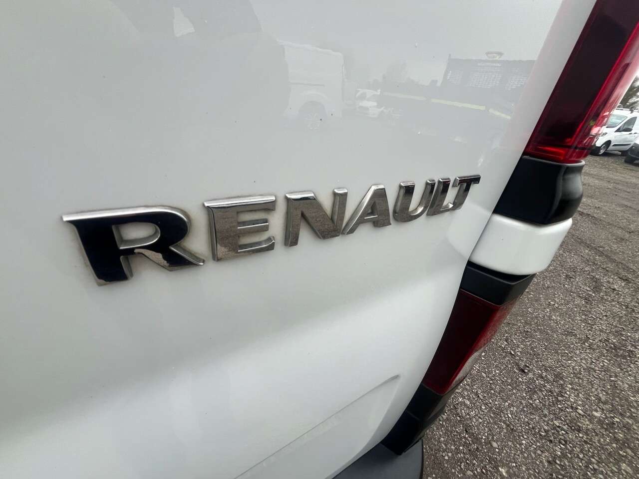 2022 RENAULT TRAFIC 2022 RENAULT TRAFIC