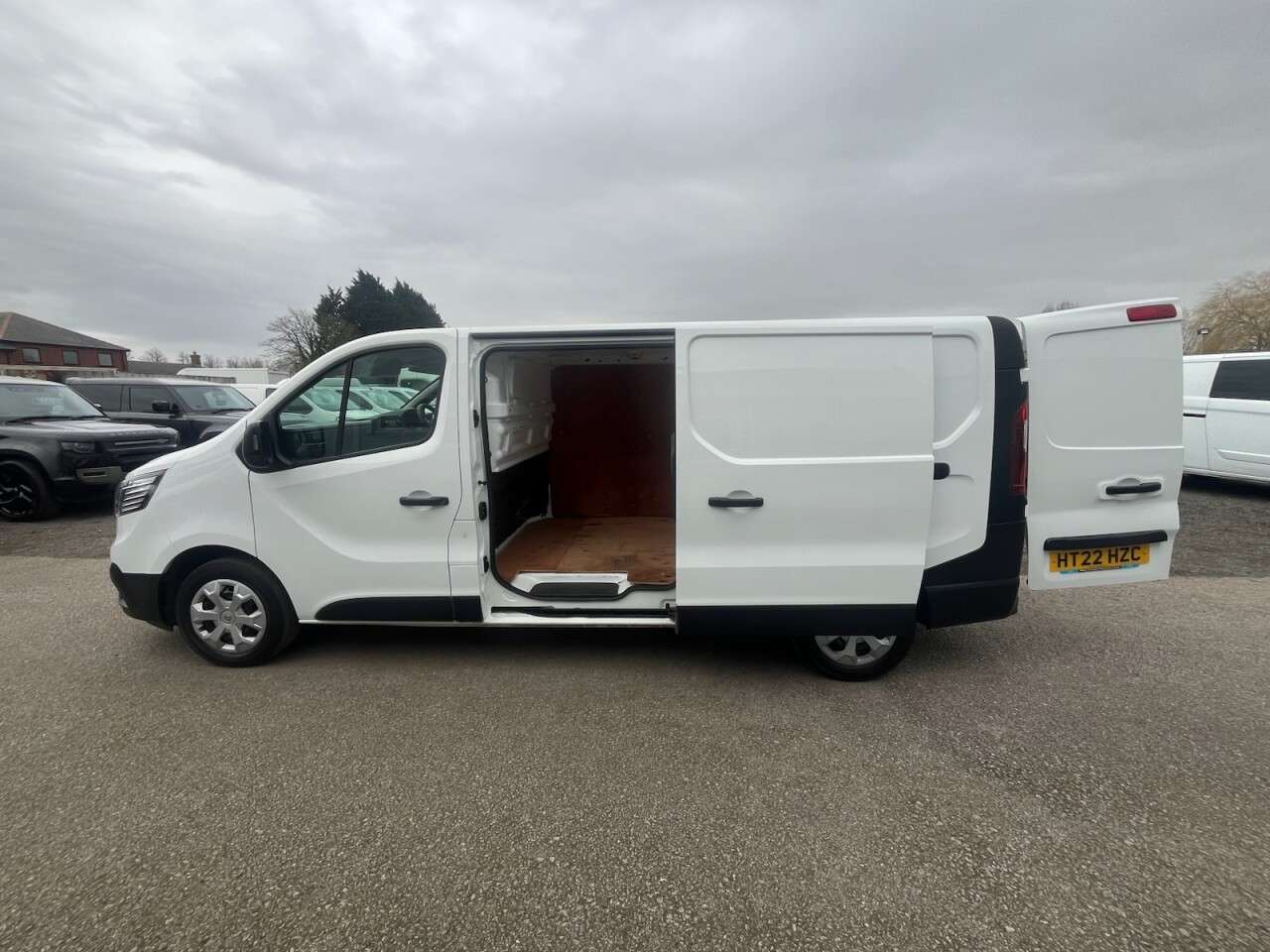 2022 RENAULT TRAFIC 2022 RENAULT TRAFIC