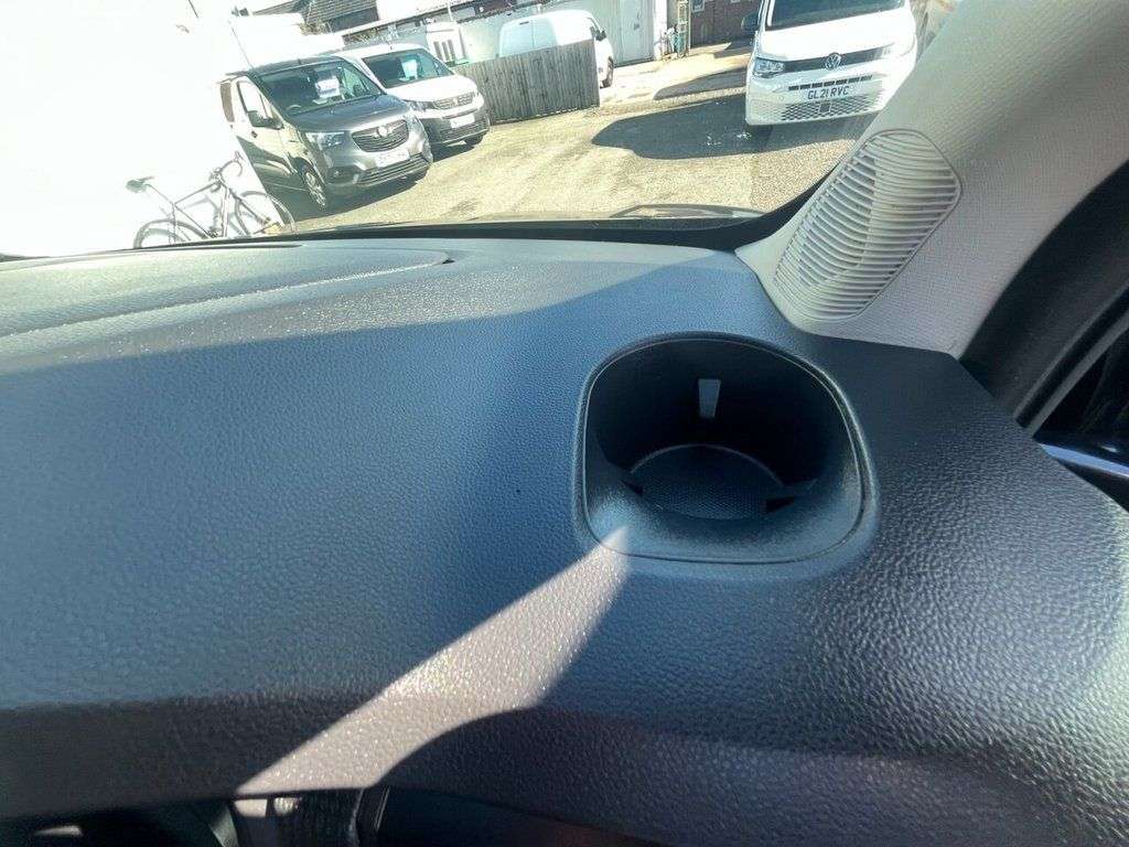 2022 RENAULT TRAFIC 2022 RENAULT TRAFIC