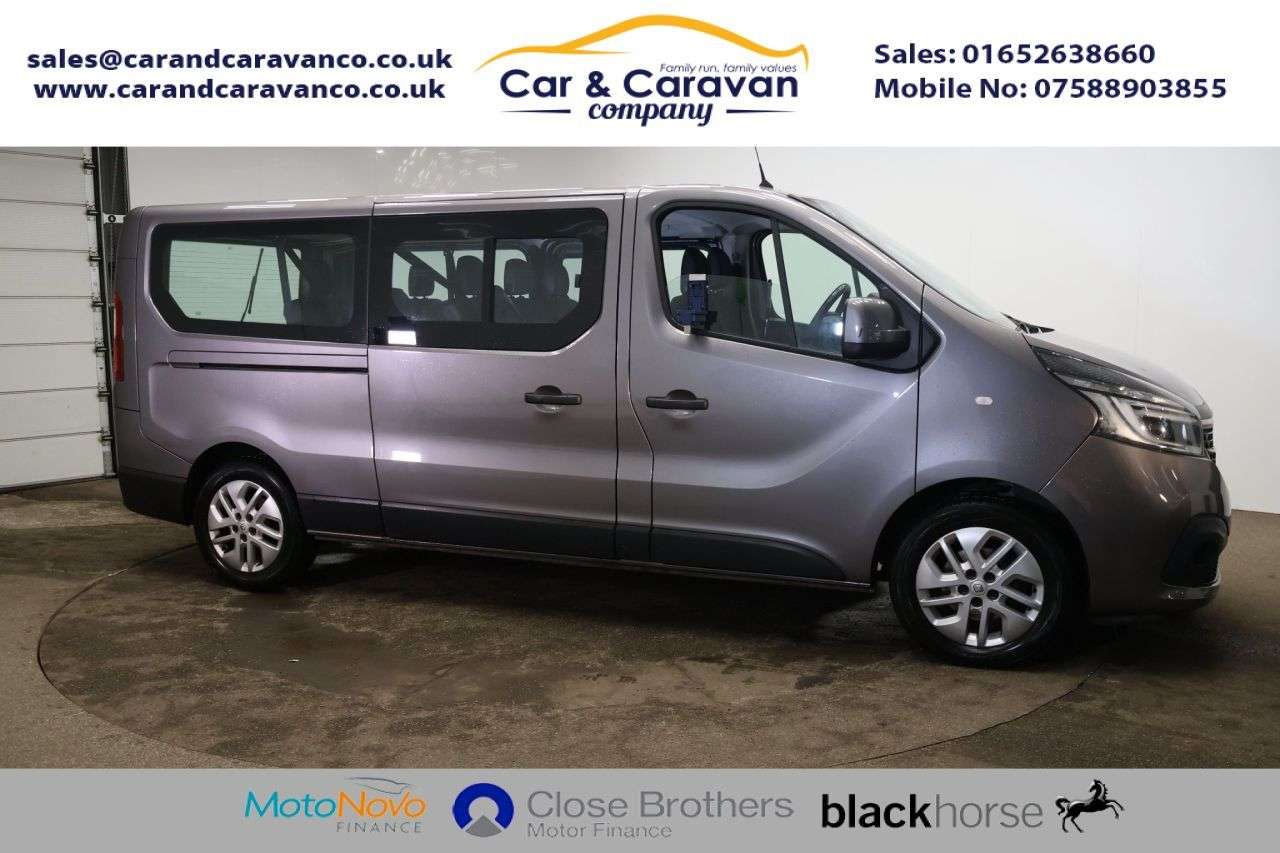 A 2019 RENAULT TRAFIC 2.0 dCi ENERGY 30 Sport Nav Minibus Double Cab 5dr Diesel Manual LWB Euro 6 A 2019 RENAULT TRAFIC 2.0 dCi ENERGY 30 Sport Nav Minibus Double Cab 5dr Diesel Manual LWB Euro 6