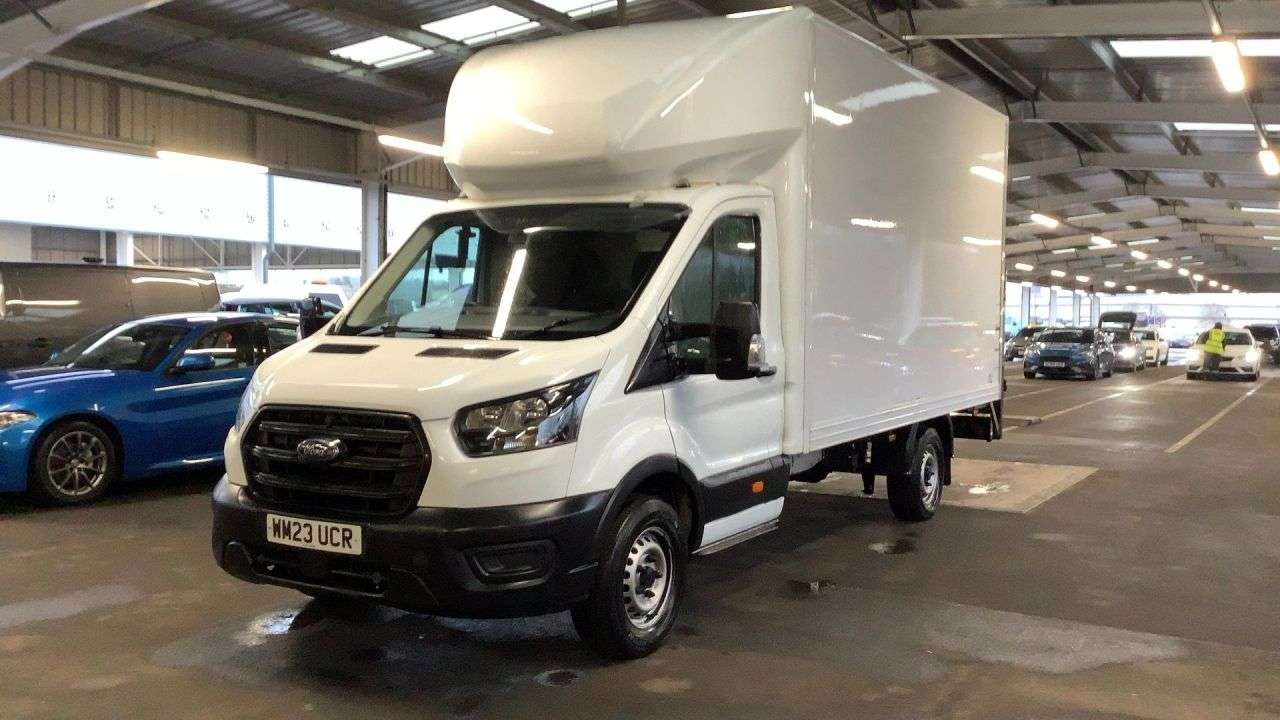 A 2023 FORD TRANSIT 2.0 350 EcoBlue HD Leader Luton 2dr Diesel Manual RWD L4 Euro 6 (s/s) (DRW) A 2023 FORD TRANSIT 2.0 350 EcoBlue HD Leader Luton 2dr Diesel Manual RWD L4 Euro 6 (s/s) (DRW)