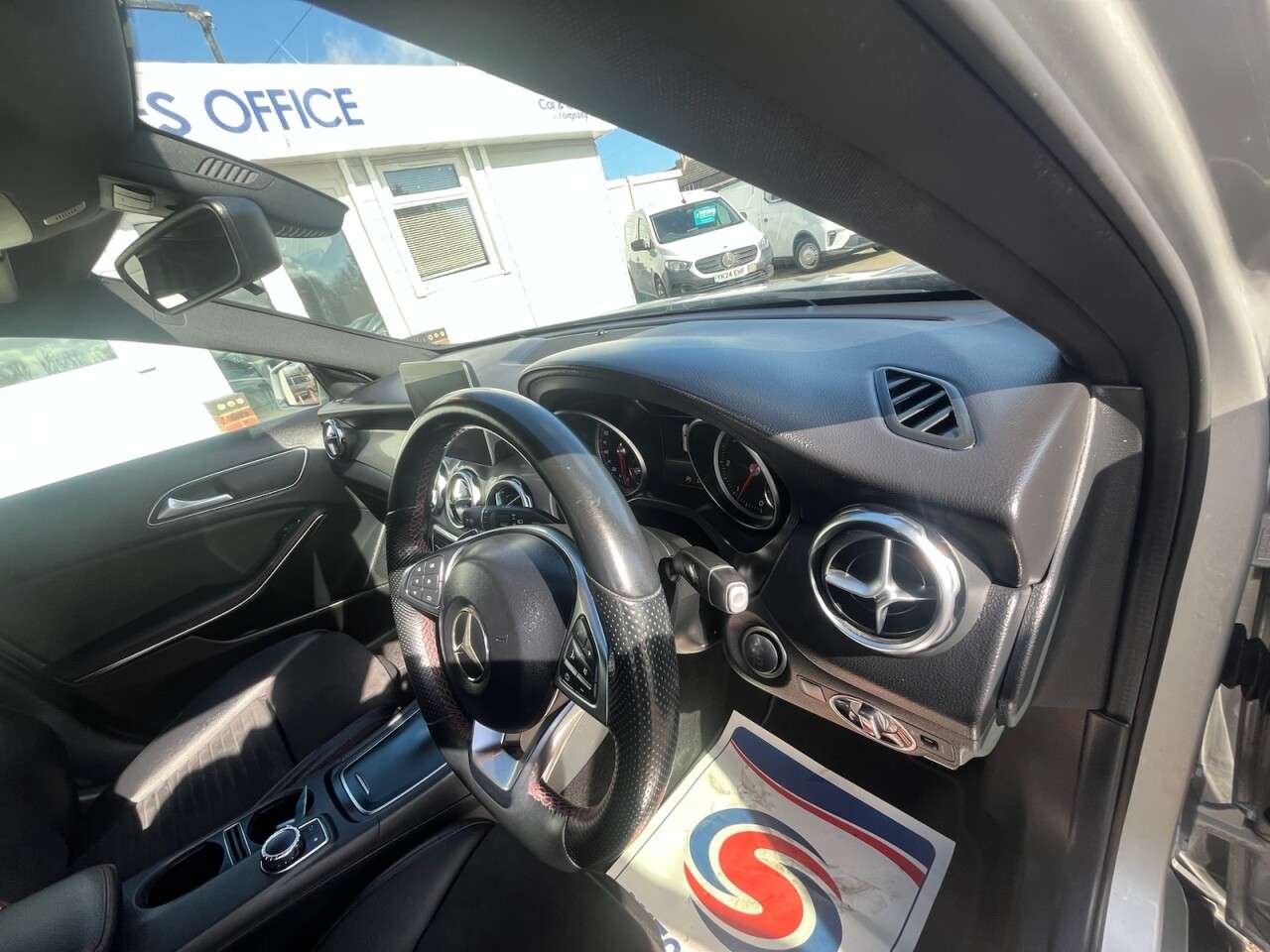 2017 MERCEDES-BENZ GLA 2017 MERCEDES-BENZ GLA