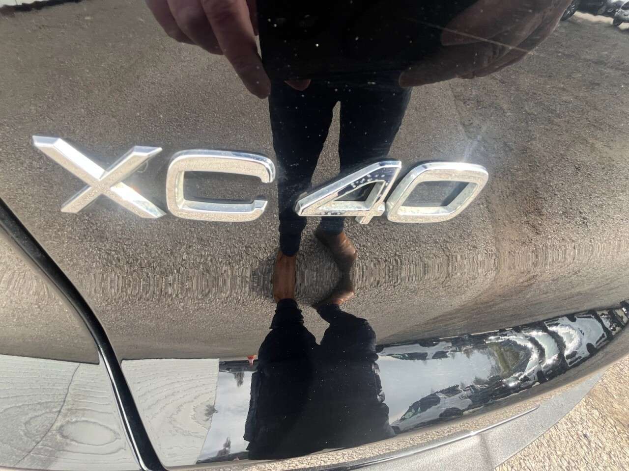 2019 VOLVO XC40 2019 VOLVO XC40