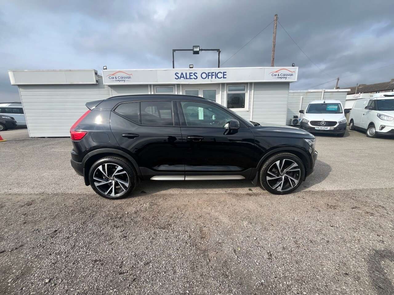2019 VOLVO XC40 2019 VOLVO XC40
