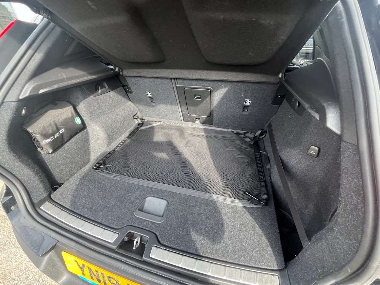 2019 VOLVO XC40 2019 VOLVO XC40