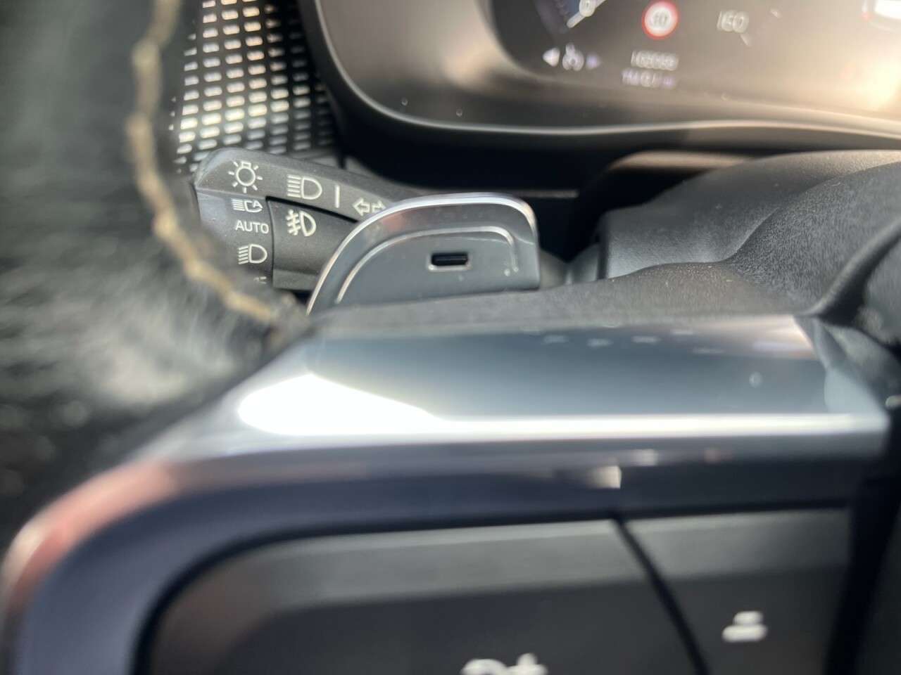 2019 VOLVO XC40 2019 VOLVO XC40