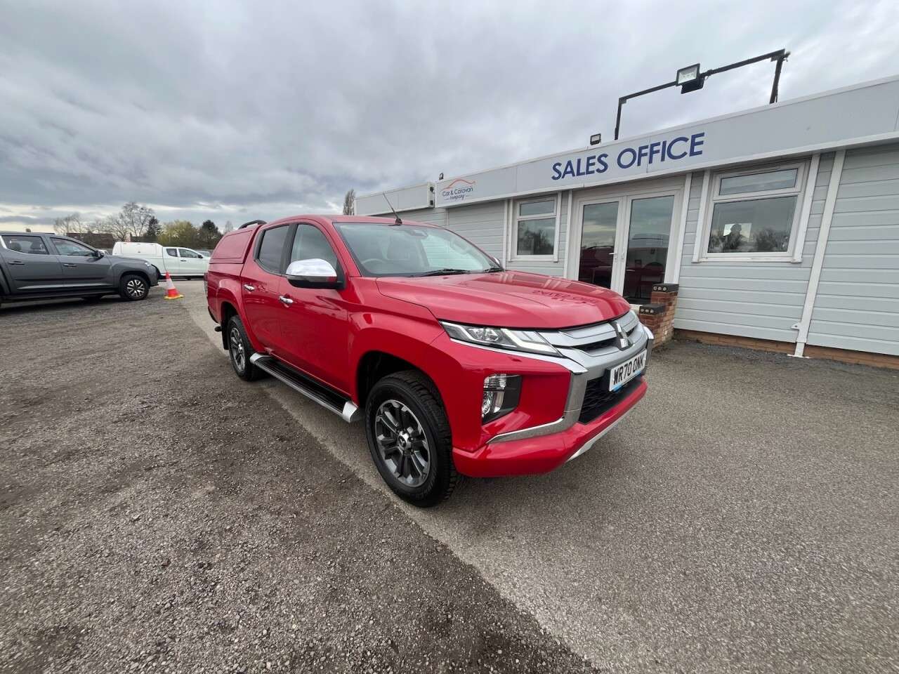 A 2020 MITSUBISHI L200 2.2 DI-D DC Warrior Pickup Double Cab 4dr Diesel Manual 4WD Euro 6 (s/s) (1 A 2020 MITSUBISHI L200 2.2 DI-D DC Warrior Pickup Double Cab 4dr Diesel Manual 4WD Euro 6 (s/s) (1