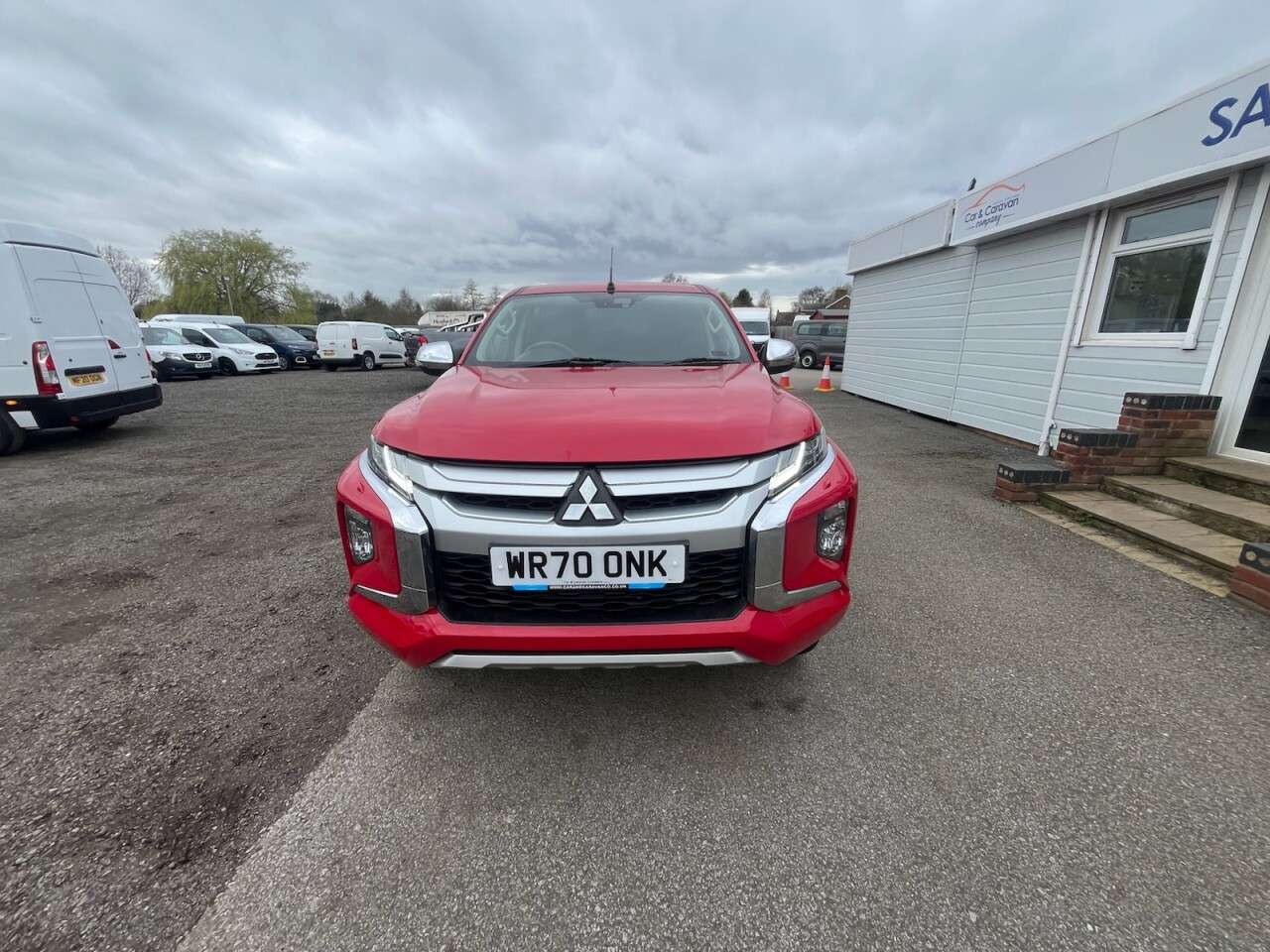 A 2020 MITSUBISHI L200 2.2 DI-D DC Warrior Pickup Double Cab 4dr Diesel Manual 4WD Euro 6 (s/s) (1 A 2020 MITSUBISHI L200 2.2 DI-D DC Warrior Pickup Double Cab 4dr Diesel Manual 4WD Euro 6 (s/s) (1