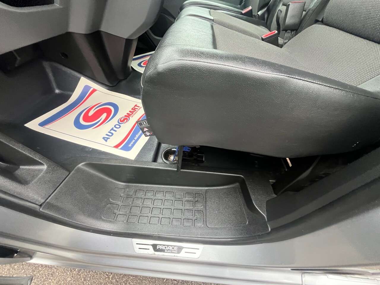 2021 TOYOTA PROACE 2021 TOYOTA PROACE