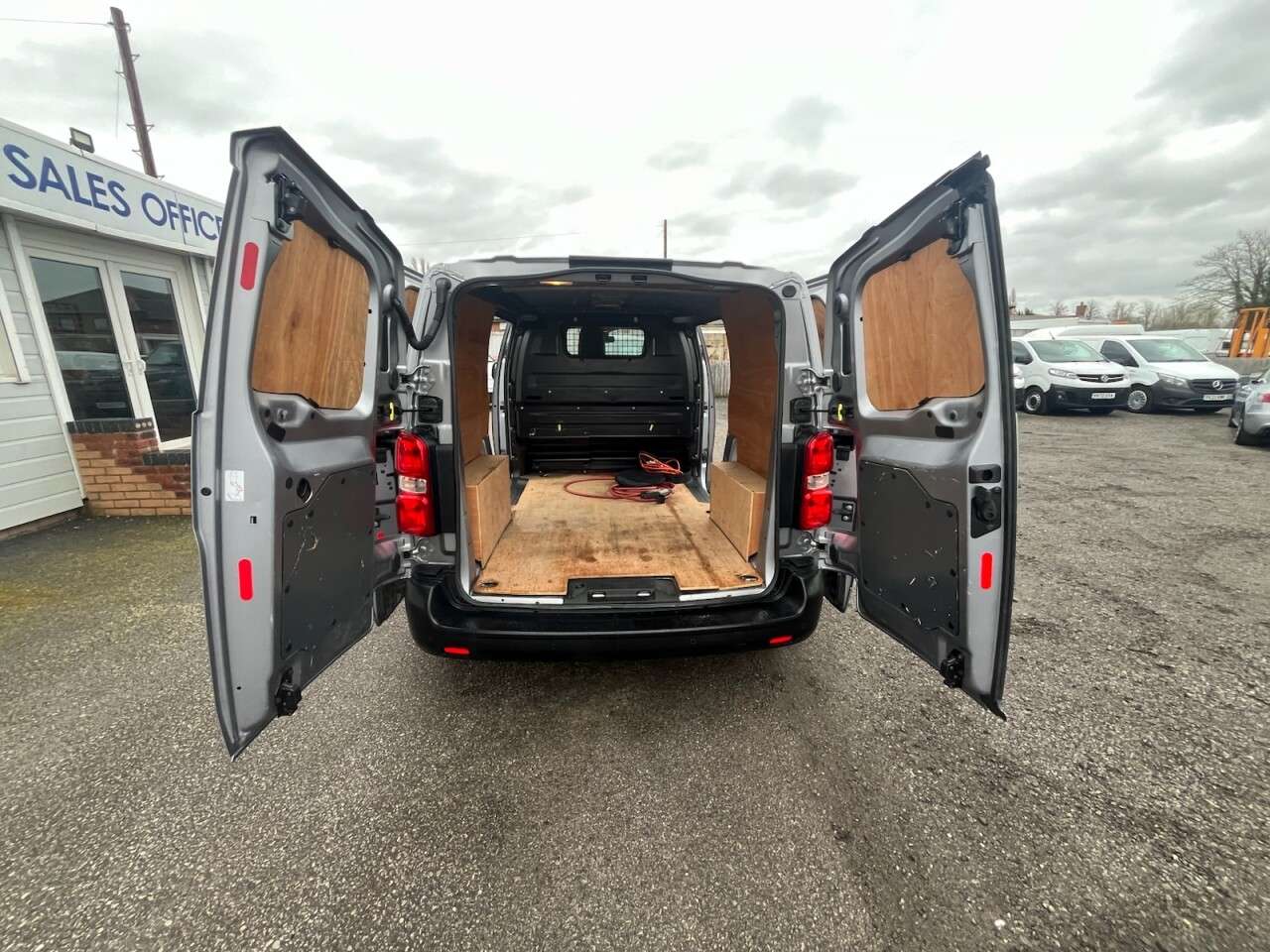 2021 TOYOTA PROACE 2021 TOYOTA PROACE