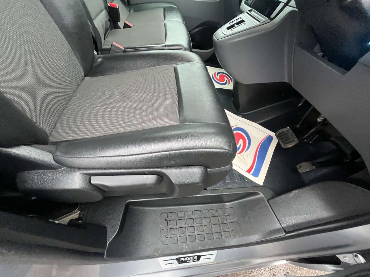 2021 TOYOTA PROACE 2021 TOYOTA PROACE