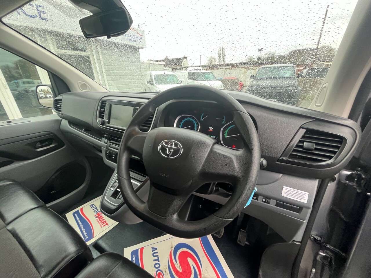 2021 TOYOTA PROACE 2021 TOYOTA PROACE