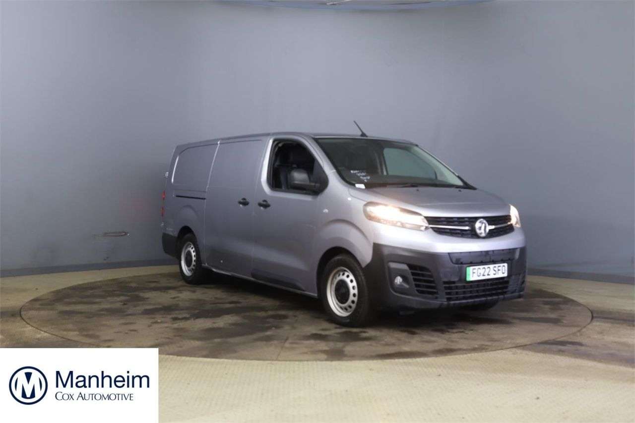 A 2022 VAUXHALL VIVARO ELECTRIC 3100 75kWh Dynamic Panel Van 6dr Electric Auto L2 H1 (7.4kW Charger) (136 p A 2022 VAUXHALL VIVARO ELECTRIC 3100 75kWh Dynamic Panel Van 6dr Electric Auto L2 H1 (7.4kW Charger) (136 p