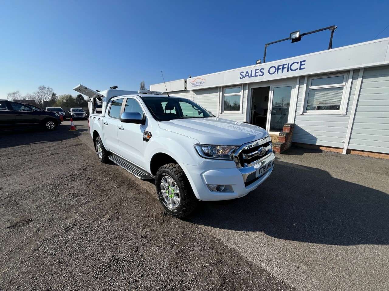 A 2019 FORD RANGER 2.2 TDCi XLT Pickup Double Cab 4dr Diesel Manual 4WD Euro 5 (s/s) (Eco Axle A 2019 FORD RANGER 2.2 TDCi XLT Pickup Double Cab 4dr Diesel Manual 4WD Euro 5 (s/s) (Eco Axle