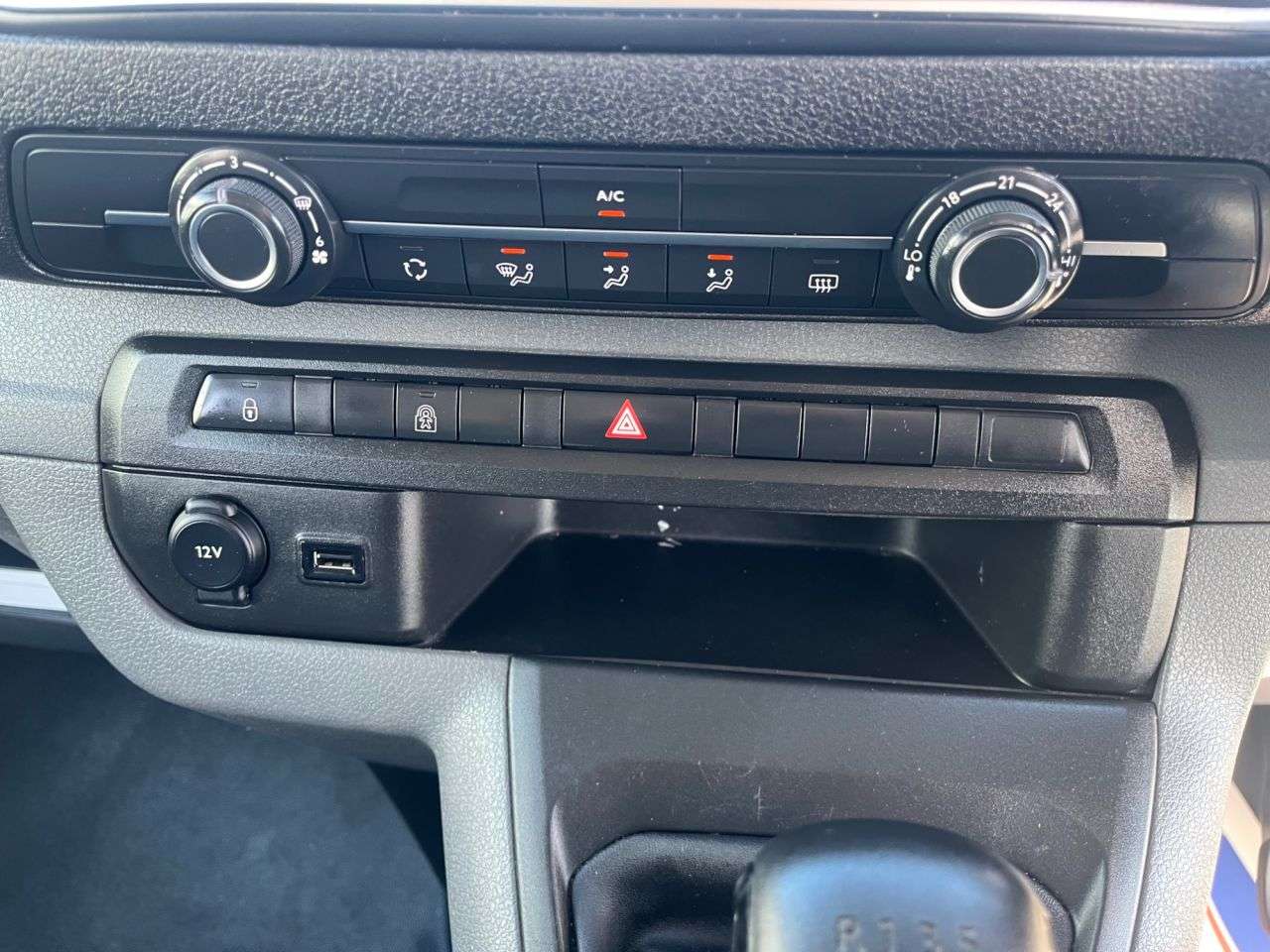 2020 VAUXHALL VIVARO LIFE 2020 VAUXHALL VIVARO LIFE