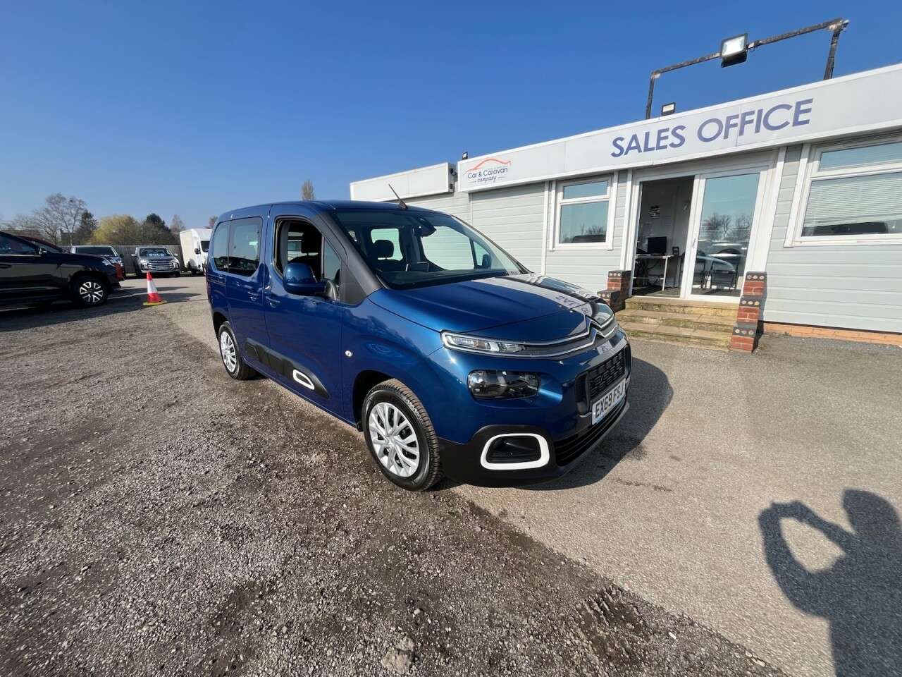 A 2019 CITROEN BERLINGO 1.5 BlueHDi Feel M MPV 5dr Diesel EAT Euro 6 (s/s) (130 ps) FINANCE AVAILAB A 2019 CITROEN BERLINGO 1.5 BlueHDi Feel M MPV 5dr Diesel EAT Euro 6 (s/s) (130 ps) FINANCE AVAILAB