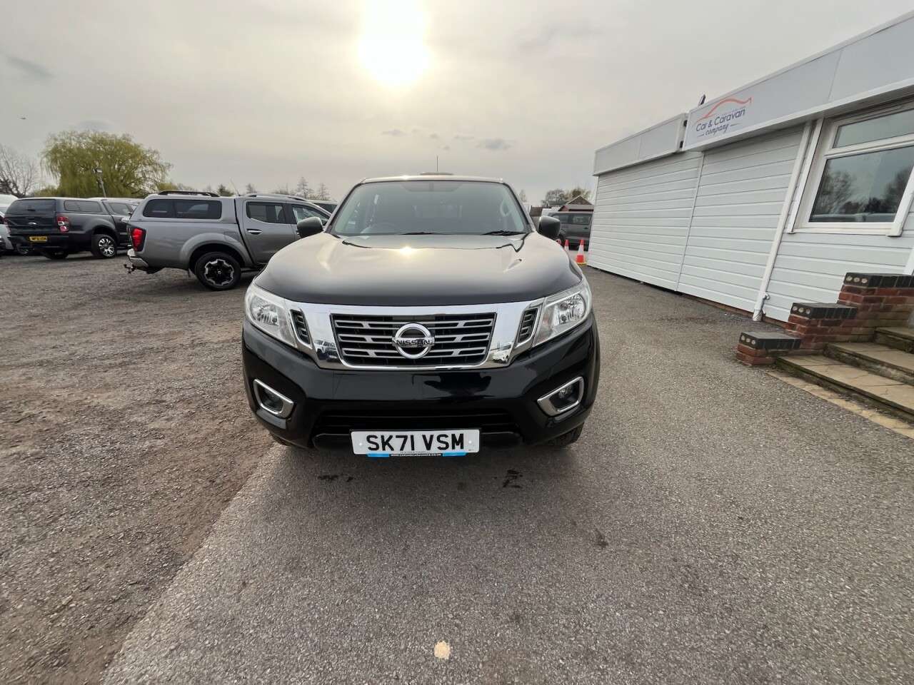 A 2021 NISSAN NAVARA 2.3 dCi Acenta Pickup Double Cab 4dr Diesel Manual 4WD Euro 6 (s/s) (163 ps A 2021 NISSAN NAVARA 2.3 dCi Acenta Pickup Double Cab 4dr Diesel Manual 4WD Euro 6 (s/s) (163 ps