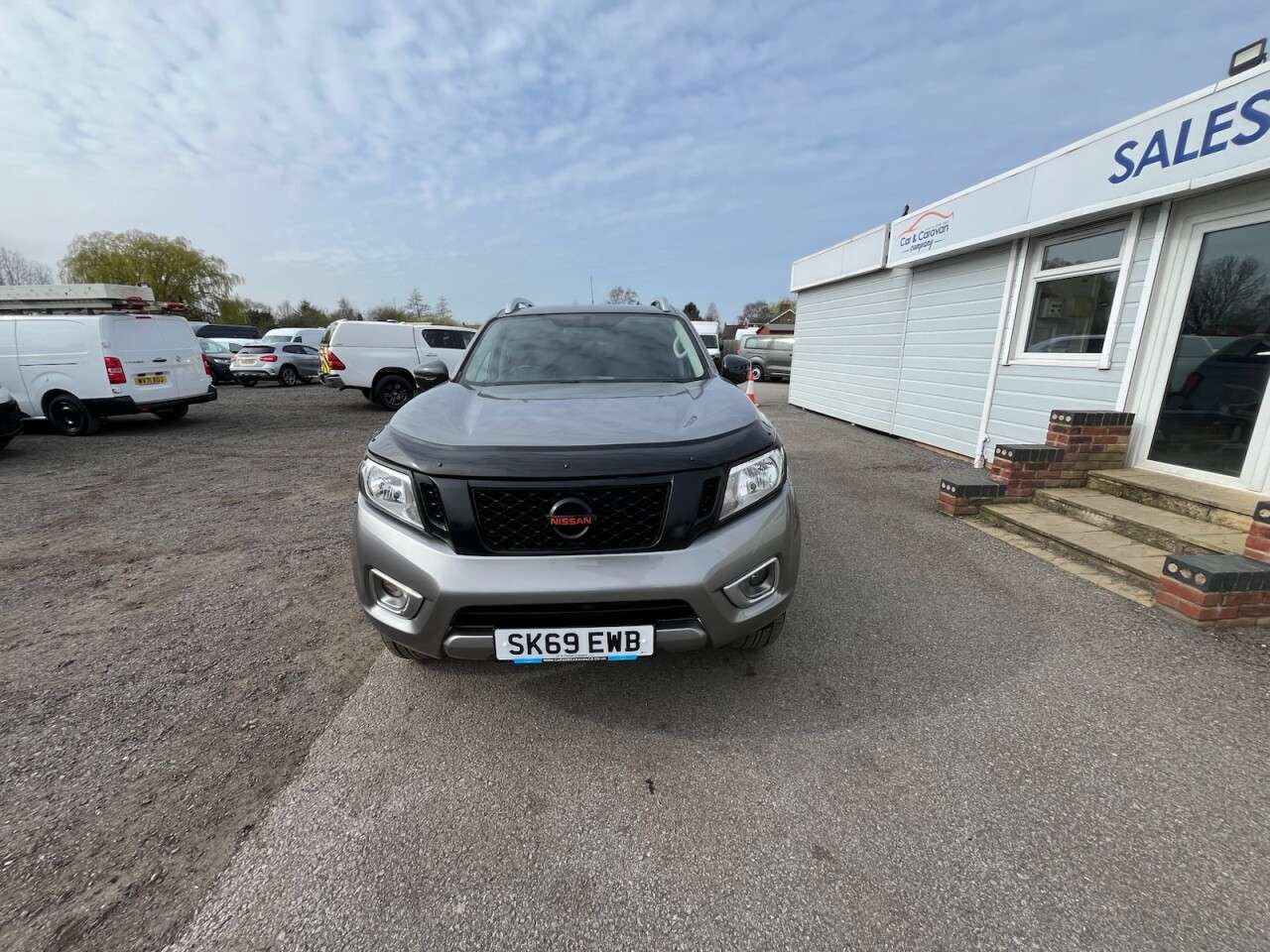 A 2019 NISSAN NAVARA 2.3 dCi N-Connecta Pickup Double Cab 4dr Diesel Auto 4WD Euro 6 (190 ps) * A 2019 NISSAN NAVARA 2.3 dCi N-Connecta Pickup Double Cab 4dr Diesel Auto 4WD Euro 6 (190 ps) *