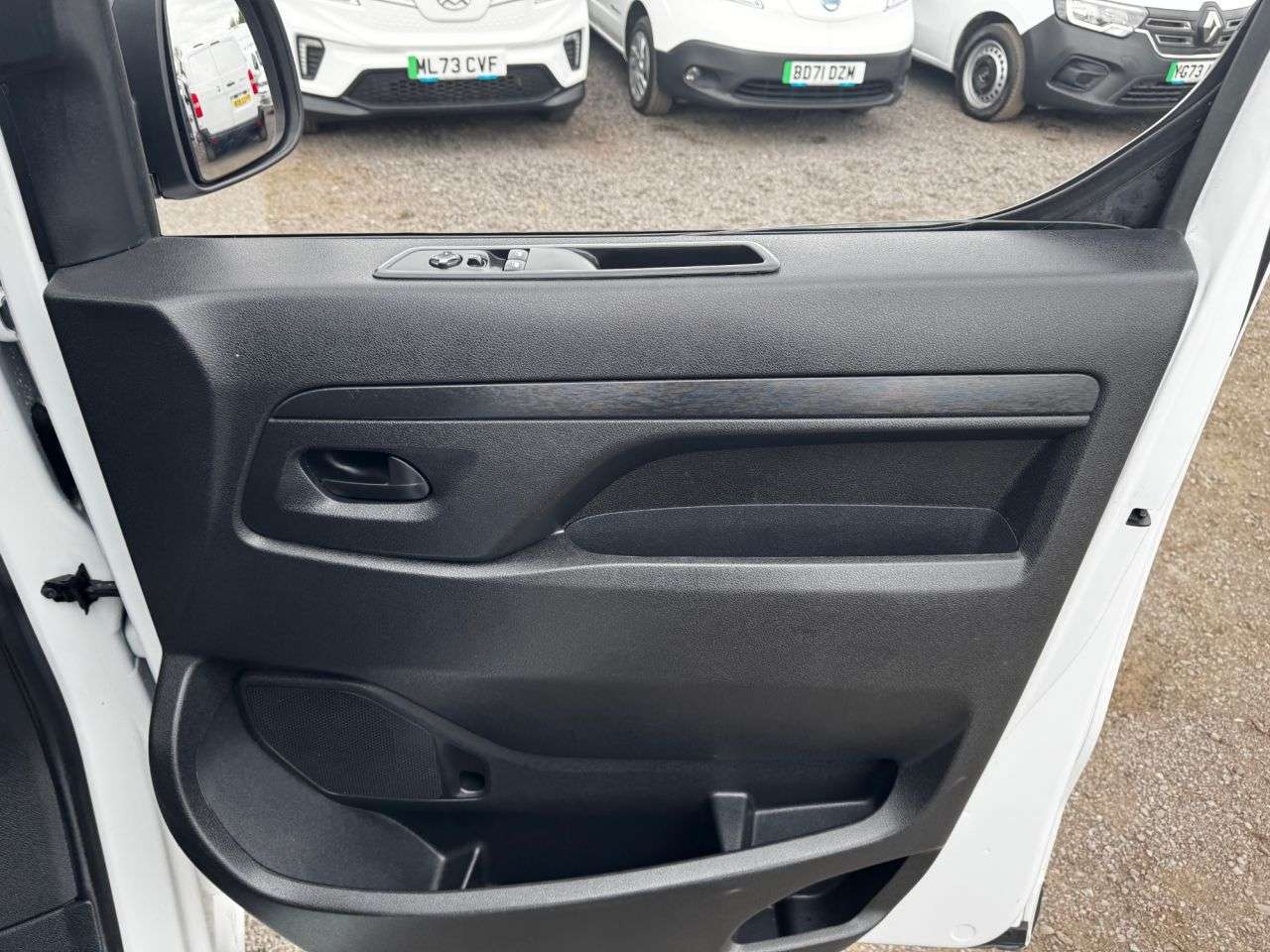 2023 VAUXHALL VIVARO 2023 VAUXHALL VIVARO