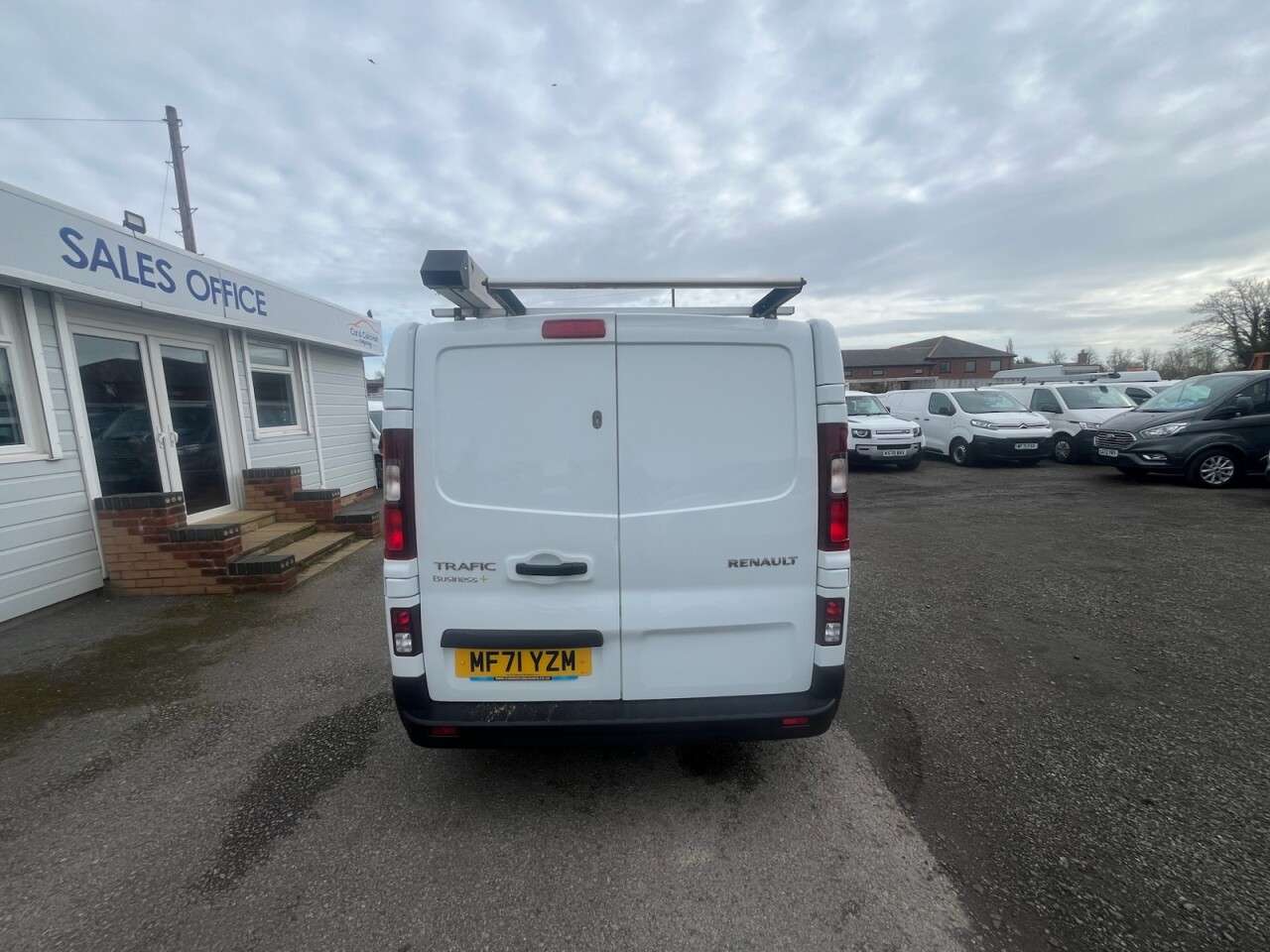 2021 RENAULT TRAFIC 2021 RENAULT TRAFIC