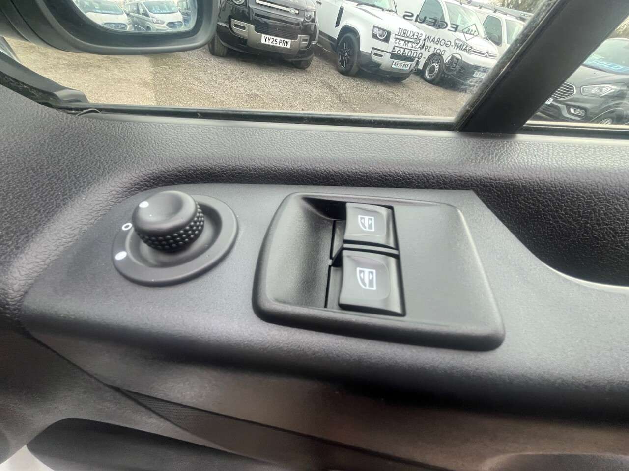 2021 RENAULT TRAFIC 2021 RENAULT TRAFIC