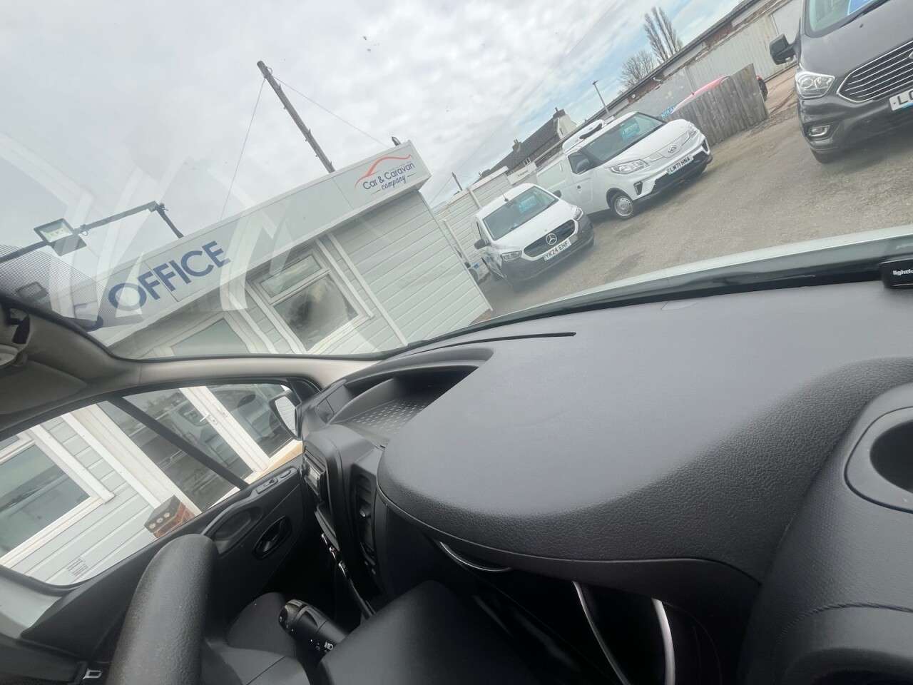 2021 RENAULT TRAFIC 2021 RENAULT TRAFIC