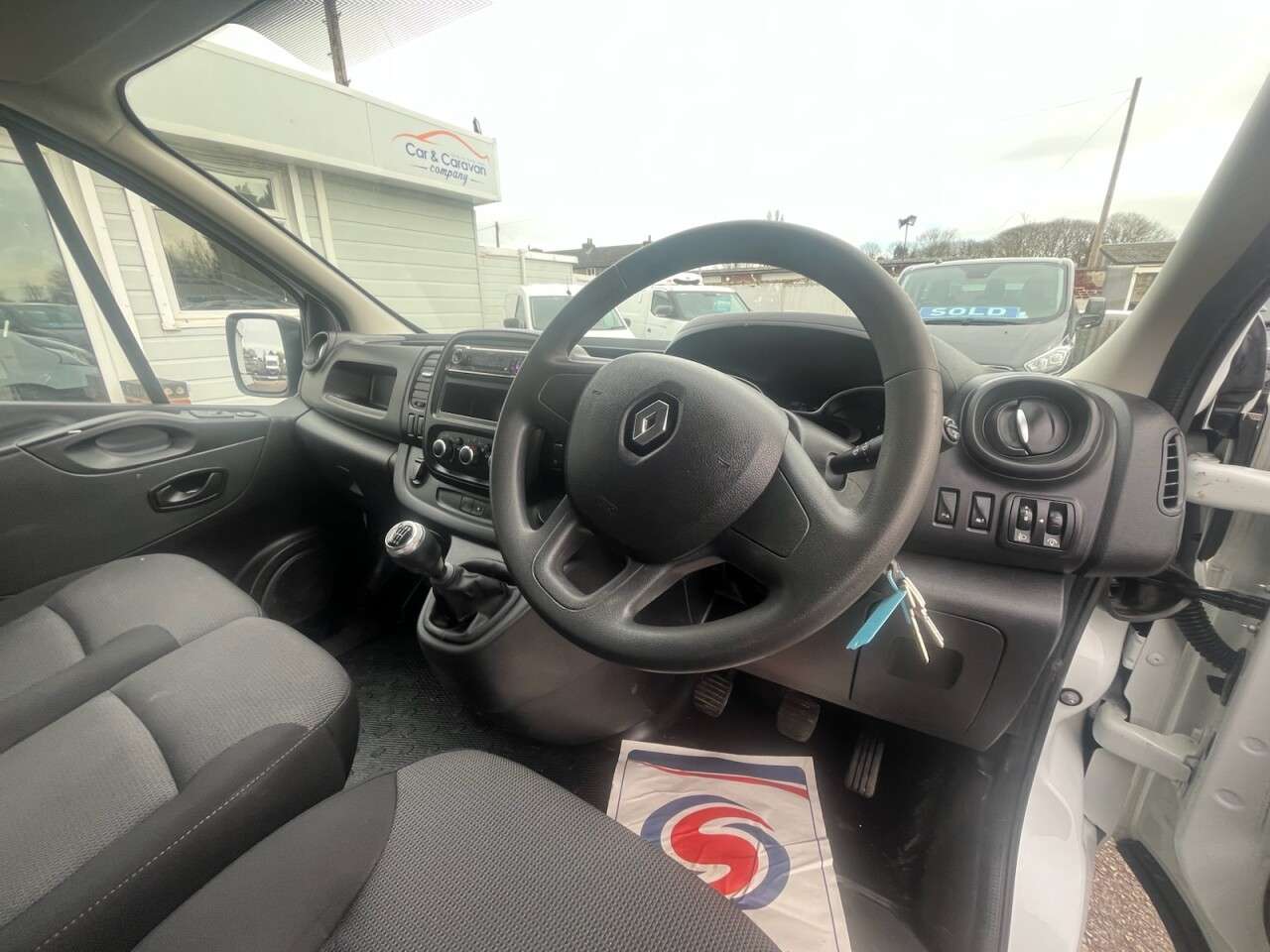 2021 RENAULT TRAFIC 2021 RENAULT TRAFIC