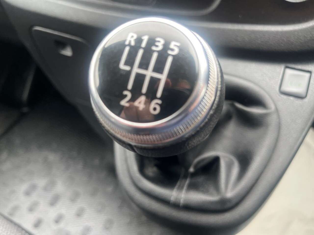 2021 RENAULT TRAFIC 2021 RENAULT TRAFIC