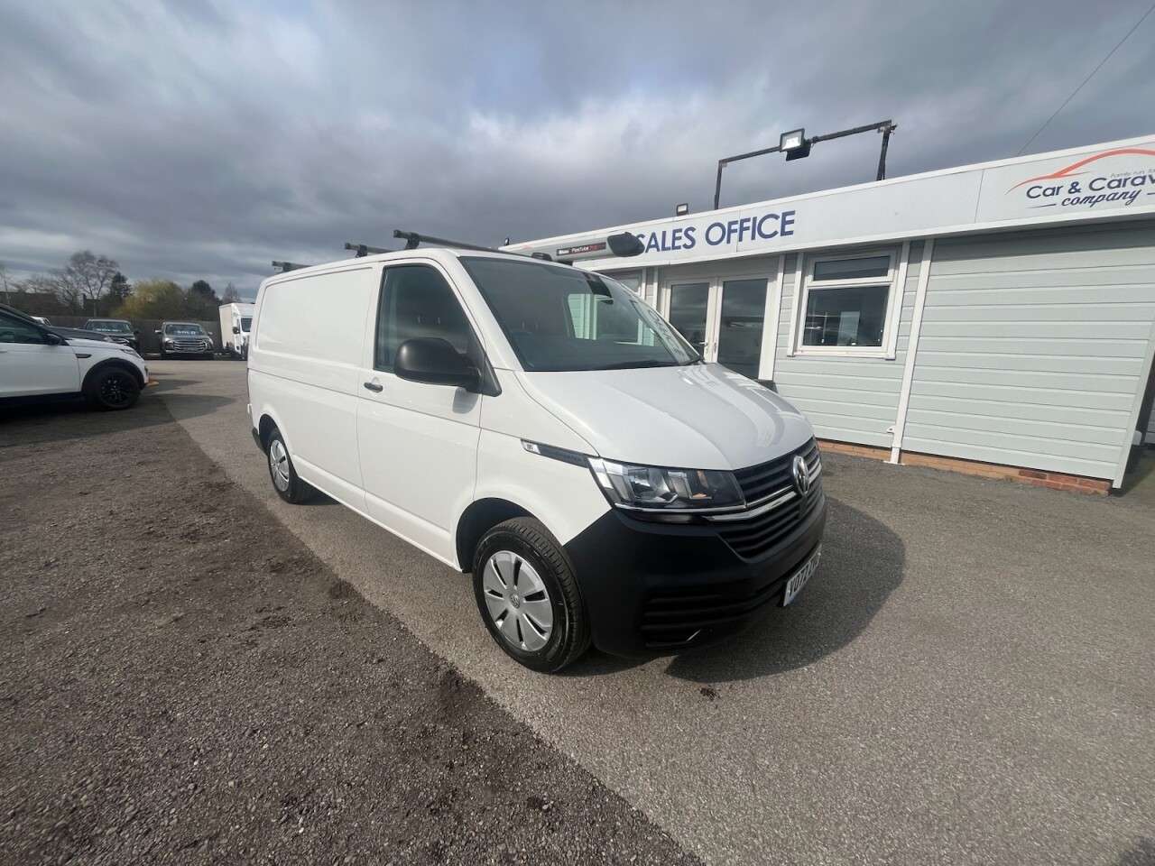 A 2022 VOLKSWAGEN TRANSPORTER 2.0 TDI T28 Startline Panel Van 5dr Diesel Manual FWD SWB Euro 6 (s/s) (110 A 2022 VOLKSWAGEN TRANSPORTER 2.0 TDI T28 Startline Panel Van 5dr Diesel Manual FWD SWB Euro 6 (s/s) (110
