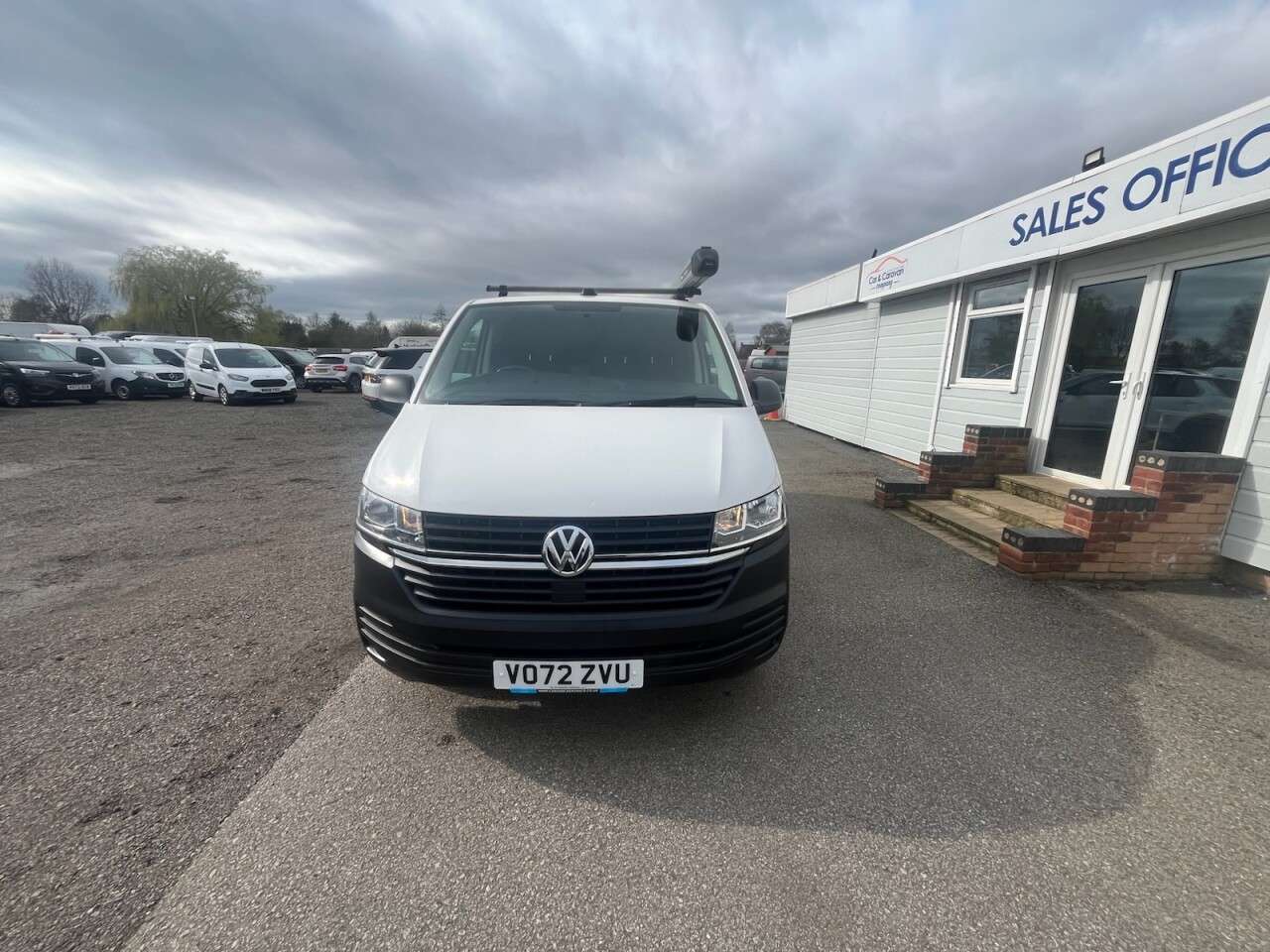 A 2022 VOLKSWAGEN TRANSPORTER 2.0 TDI T28 Startline Panel Van 5dr Diesel Manual FWD SWB Euro 6 (s/s) (110 A 2022 VOLKSWAGEN TRANSPORTER 2.0 TDI T28 Startline Panel Van 5dr Diesel Manual FWD SWB Euro 6 (s/s) (110