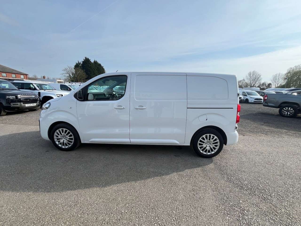 2023 VAUXHALL VIVARO 2023 VAUXHALL VIVARO