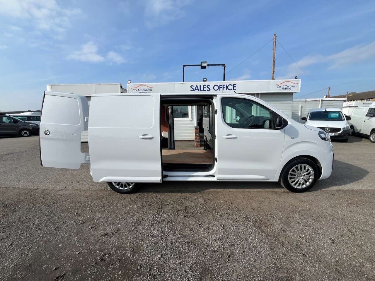 2023 VAUXHALL VIVARO 2023 VAUXHALL VIVARO