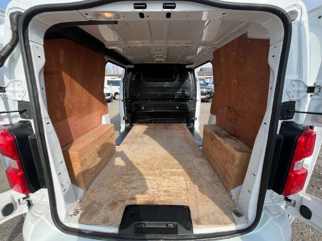 2023 VAUXHALL VIVARO 2023 VAUXHALL VIVARO