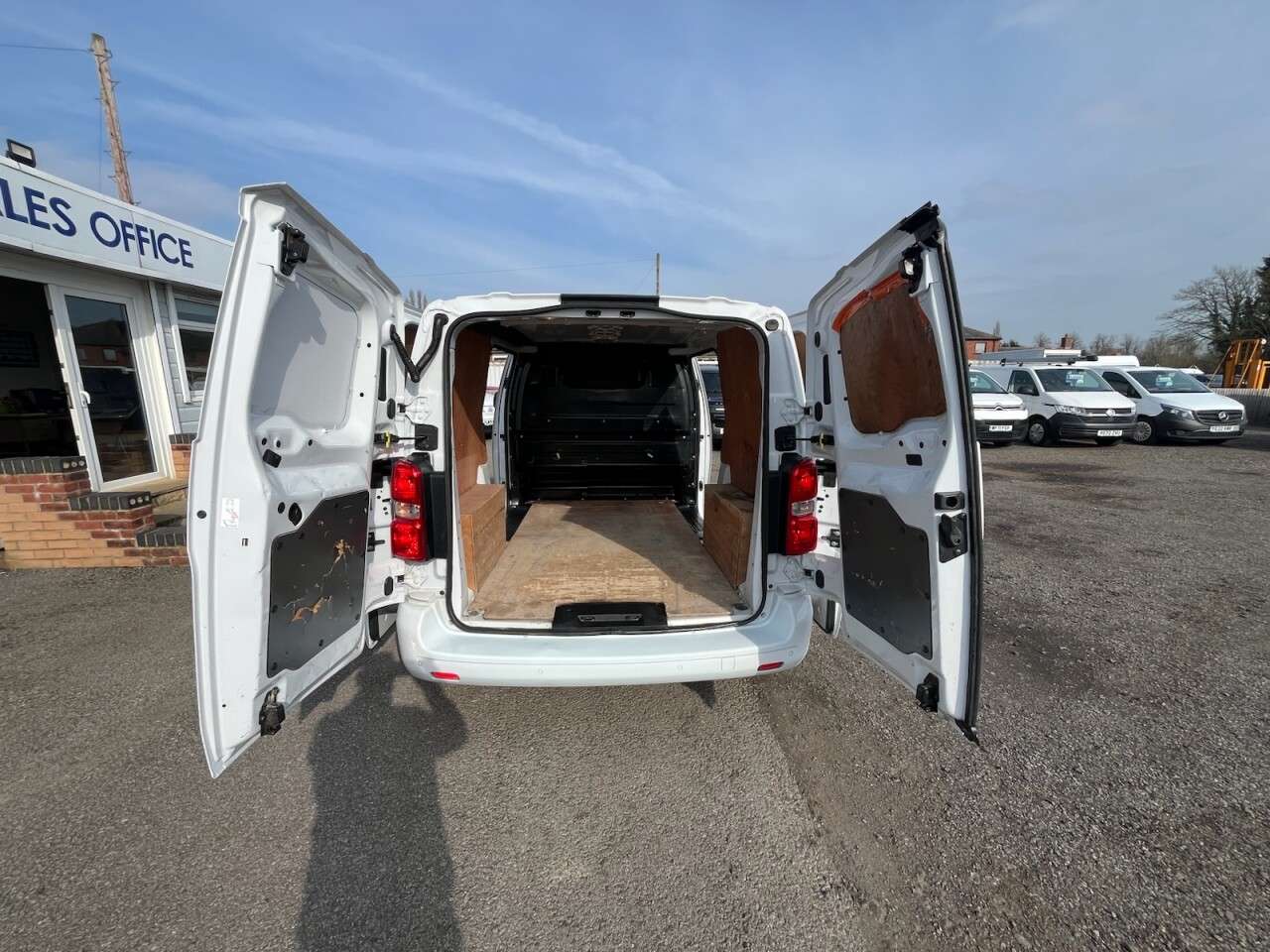 2023 VAUXHALL VIVARO 2023 VAUXHALL VIVARO