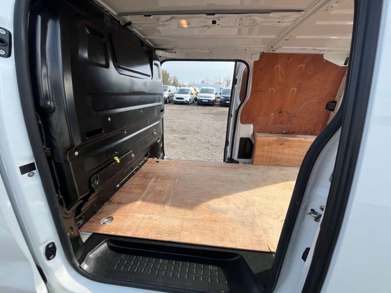 2023 VAUXHALL VIVARO 2023 VAUXHALL VIVARO