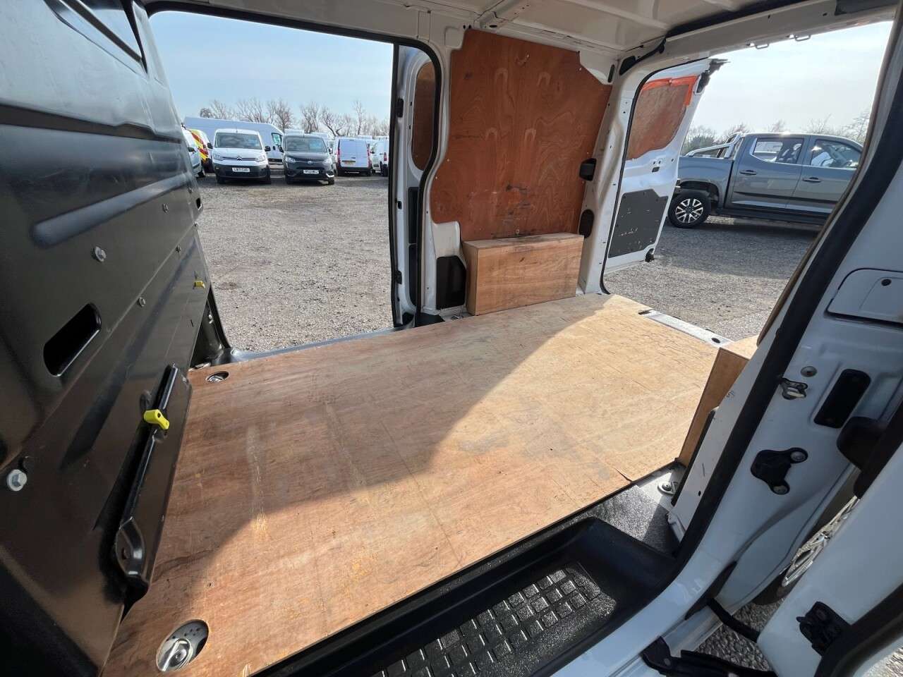 2023 VAUXHALL VIVARO 2023 VAUXHALL VIVARO